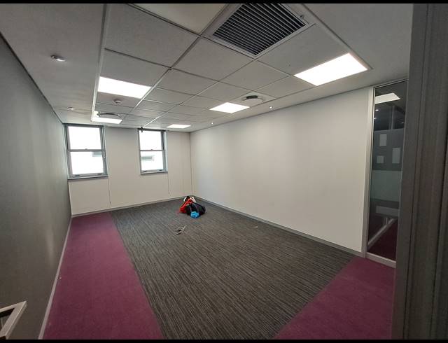 1,182M² OFFICE TO LET IN ILLOVO